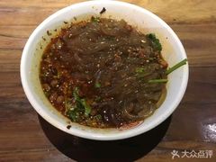 -万记麻辣烫国展总店