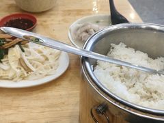 -雷祖芳老妈蹄花店