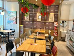 -必胜客(WOW昙华林店)