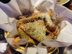 -Let'sBURGERplus·非常创意汉堡(三里屯店)