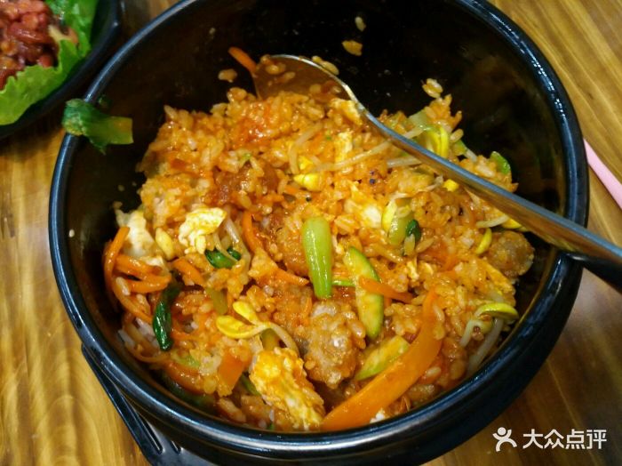 辣子鸡石锅拌饭