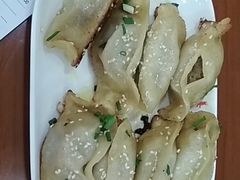 -小姜锅贴(凤凰街店)