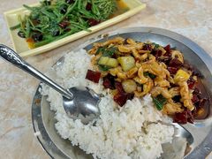 -夜夜香特色板筋盖饭