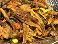 -雀舞云南菜(天津天河城购物中心店)