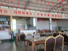 -潘先生平价海鲜城(神州半岛店)
