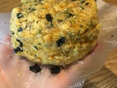 海苔肉松奶心包-好利来(曲江龙湖店)