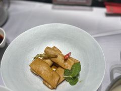 -红鼎豆捞·非遗鲍皇汤火锅(宝丰路店)