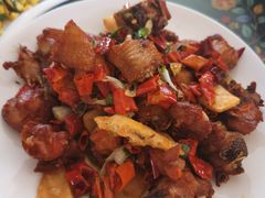 摩梭饵块鸡-泸沽肴(泸沽湖大洛水村农村信用社旁店)