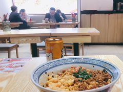 -魔都三兄弟酸辣粉·蘸卤炸串(虹桥万科店)