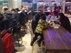 -巴黎贝甜(大宁国际商业广场店)