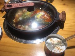 黄辣丁鲜鱼锅-小小河边鱼(天润城店)