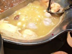 -湊湊火锅·茶憩(杭州湖滨银泰in77店)