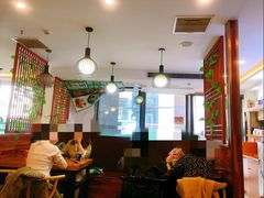 大堂-螺大蛳柳州螺蛳粉·火锅·热干面(西城永捷店)