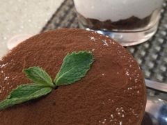 -亮马河饭店翠雅咖啡厅