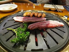 -万兴佳烤肉·长白山老味道(东岸里店)