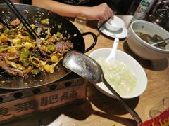 -聚鑫朋酸菜肥肠(文艺路口店)