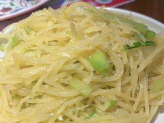 手工芹菜土豆丝-老昌春饼(欧亚世纪店)