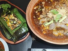 -桥边小楼·手工云南菜·古城观景小楼