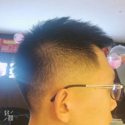 -审美HAIR SALON