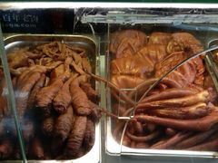 -老鼎万春卤菜(五代传承创始老店)