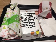 -肯德基(东安路站店)