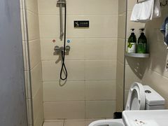 -鑫雅居公寓(广州南站地铁站店)