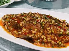 武昌鱼-亢龙太子酒轩(东湖店)