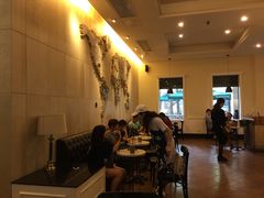 大堂-星巴克臻选(广州沙面店)