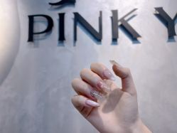-Pink You美甲洗眉纹绣定制中心