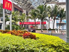 -观澜湖新城运动奥莱区