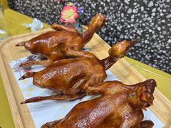 爆浆脆皮乳鸽-猪腰世家·粤菜猪腰汤(江西路店)