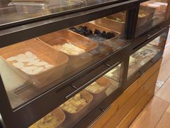 -松咖啡自助餐厅·松北香格里拉