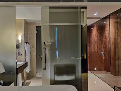 -广州天河希尔顿酒店