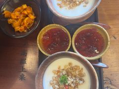 -银米·云南传统过桥米线(双廊黑金冠店)