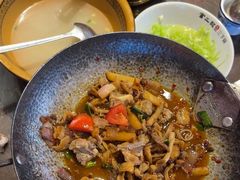 -富正毅三下锅·湘西韵味(天门山索道店)
