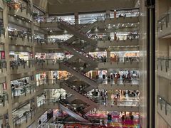 -百荣世贸商城