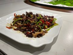 -蒙艾里民族传统菜蒙餐