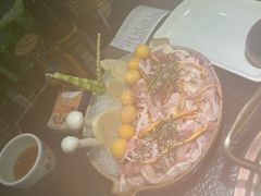 -得意咚瓜·顺德鱼生·冬瓜火锅(深圳首店)