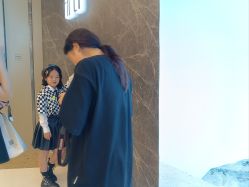 -汪正影业(萧山万象汇店)