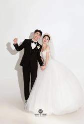 -蒙太奇婚纱摄影(万达店)