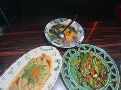 -粤·向群饭店(麓景路店)