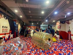 -利奥梦幻主题乐园(爱琴海购物公园店)