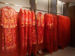 -藤薰定制中式嫁衣礼服旗袍店