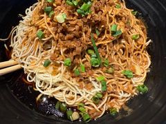 -巴厘龙虾·榜首油焖大虾(洞庭·艺术洋房店)