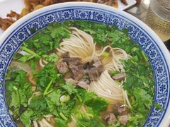 -牛壹品牛肉拉面(东风路店)