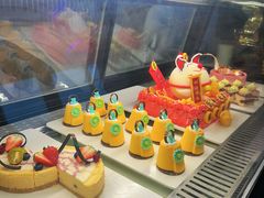 -亚洲国际大酒店·云顶阁旋转自助餐厅