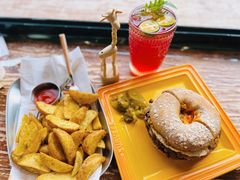 -Catch Bagel(芳草地店)