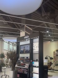 -PE SALON 
