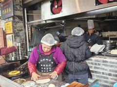 -大众跷脚牛肉馆·非遗传承单位(峨眉山店)