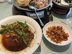 -阿瓦山寨·湘菜现炒·剁椒鱼头王(咸阳总店)